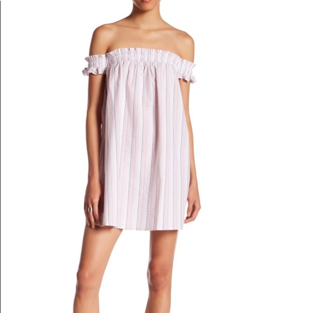 🌟HP🌟 Romeo & Juliet Couture Seersucker Dress Barbiecore